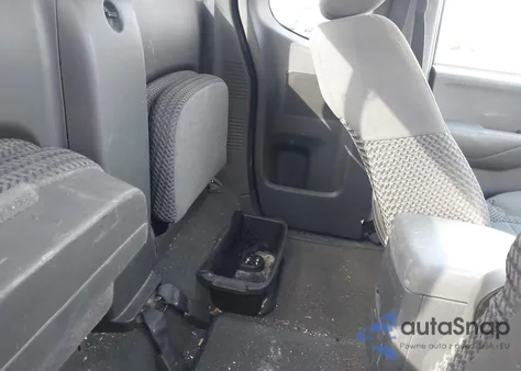 2007 Nissan Frontier Se z USA, uszkodzony, nr VIN 1N6AD06W27C444510